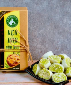 Kẹo Dừa Dứa Non Lá Dứa Cocofarm 300g